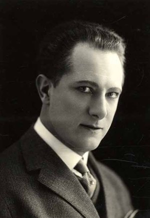 乔治·梅尔基奥尔 Georges Melchior照片