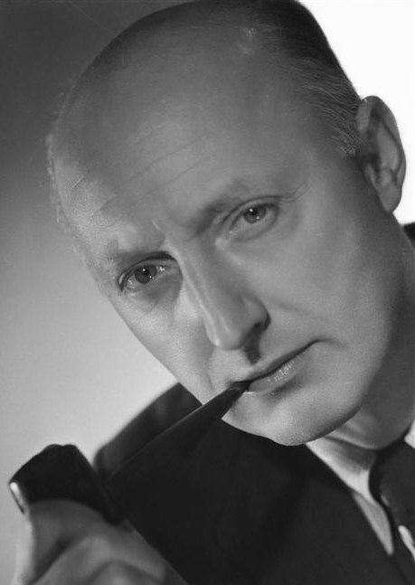 阿尔芒·萨拉克鲁 Armand Salacrou照片