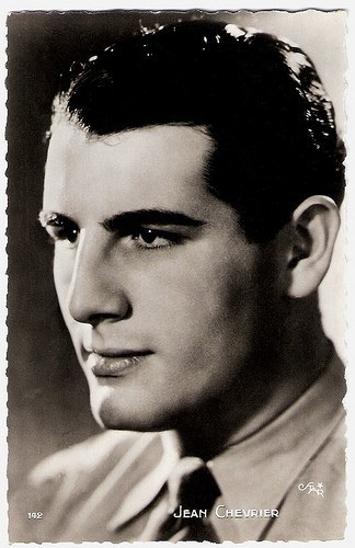 Jean Chevrier照片