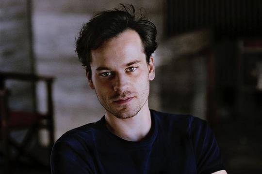 弗罗里安·巴西奥罗麦 Florian Bartholomäi照片