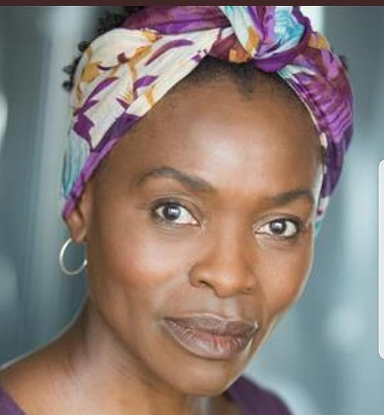 芮姬·阿约拉 Rakie Ayola照片